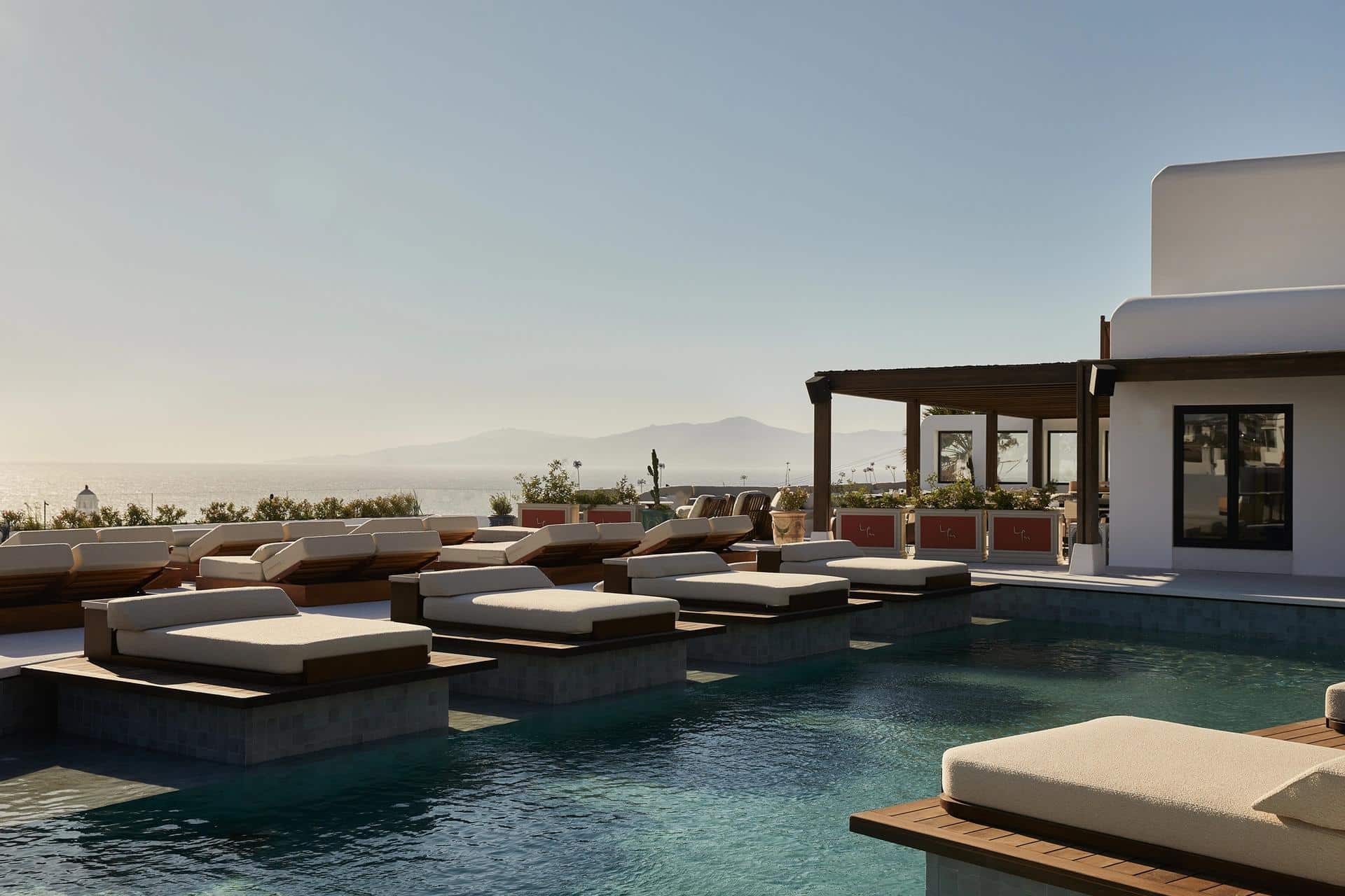Nest Retreat with Sea View and Outdoor Hot Tub