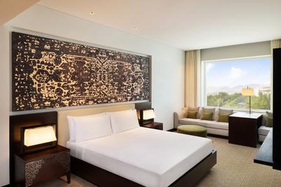 Deluxe Room 1 King