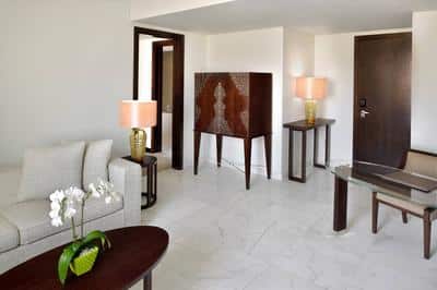 Executive Lounge Access Executive Suite