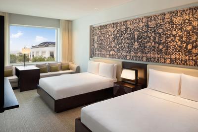 Executive Level Room 2 Double High Floor