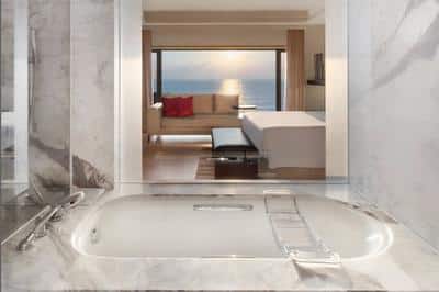 Royal Beach Suite