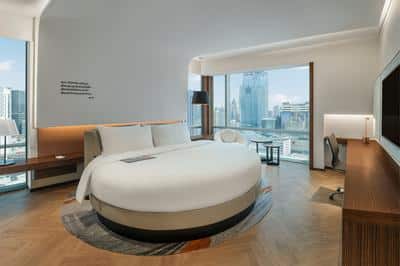 Suite 1 King Corner Room
