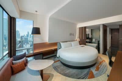 Circle Wellness Club Guest Room 1 King