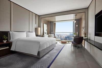 1 King Executive Lounge Access River View Room