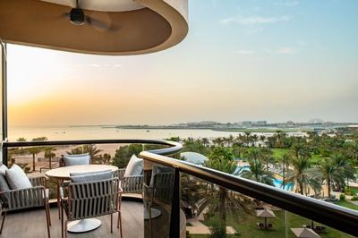Royal Club Tower Suite