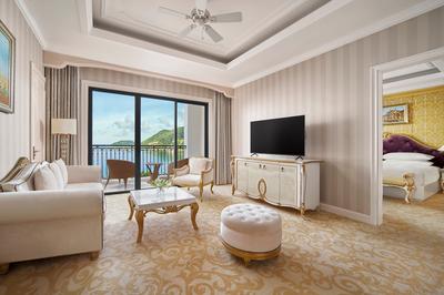 Executive Suite 1 King Ocean View