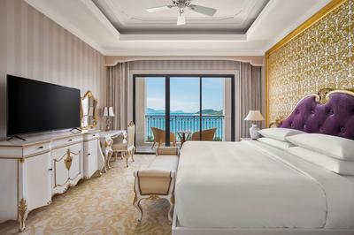 Executive Suite 1 King Ocean View