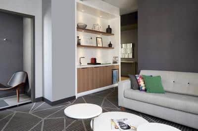 1 Bedroom Suite City View