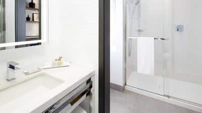 1 Bedroom Suite City View