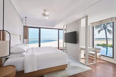 5 Bedroom Villa