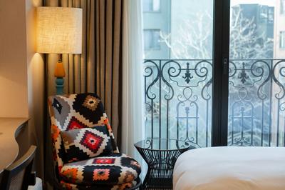 Deluxe Room City View 1 King