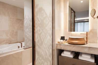 Grand Deluxe Suite