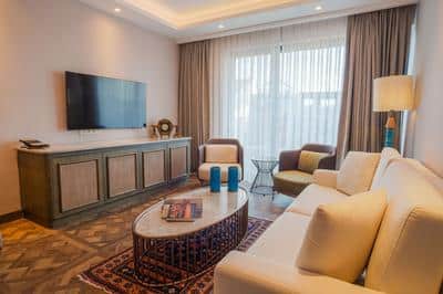 Burdock Deluxe Suite