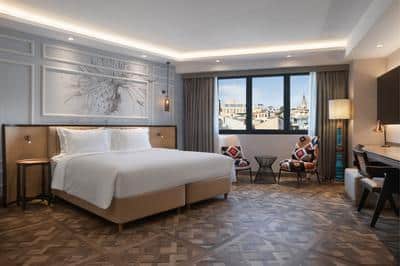 Grand Deluxe Room