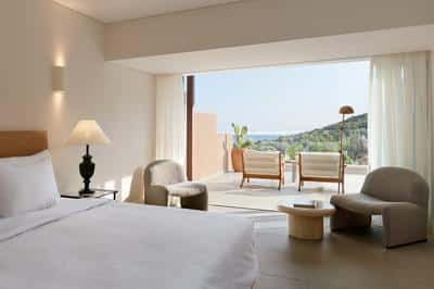 Deluxe Family Room Side Sea View