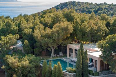 Pine Hill Villa