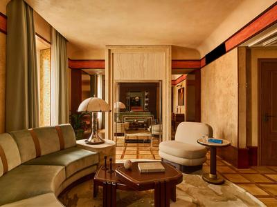 La Minerva Suite
