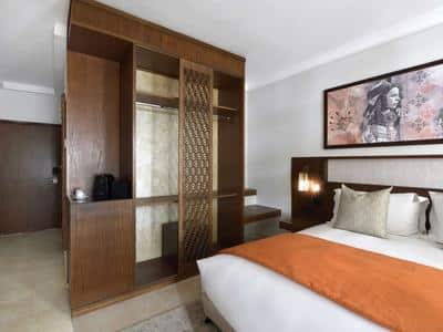 Deluxe Room Pool & Ocean View