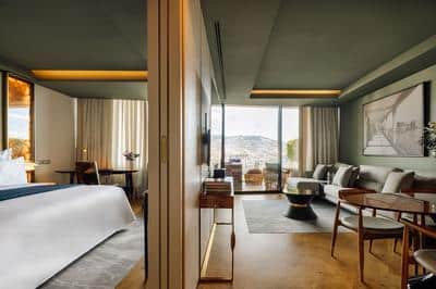 Pool Suite