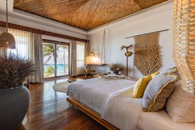 Luxury Beachfront Room