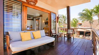 Beachfront Penthouse with Plunge Pool
