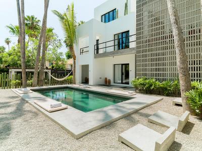 Courtyard Swimming Pool