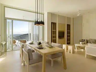 Gloria Suite