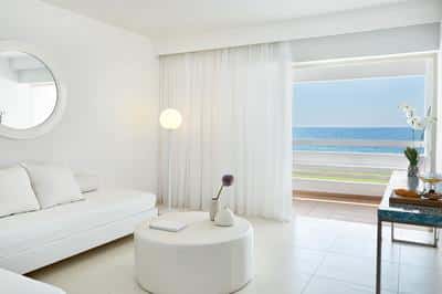 White Family Suite Sea View