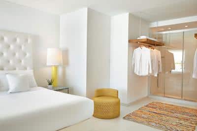 White Family Suite Sea View