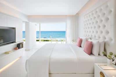 LUX.ME Yali Seafront Suite with Sharing Pool