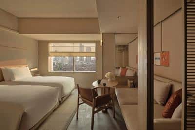 2 Twin Beds