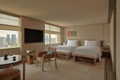 2 Twin Beds with City View, Studio