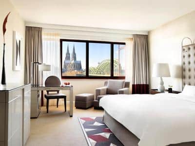 1 King Bed Rhine View