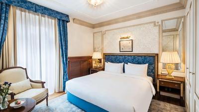 Grand Deluxe Suite