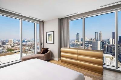 Club Signia 1 King Hearing Access One Bedroom Suite