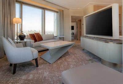 King Club Signia Panoramic Suite