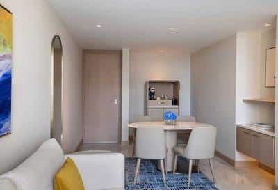 King Club Signia Deluxe One Bedroom Suite