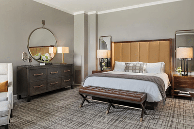 Deluxe Corner Suite