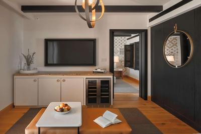 One Bedroom Suite