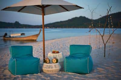 Activities - Beach Dining