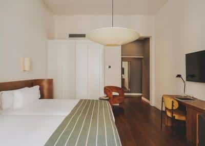 Studio Room