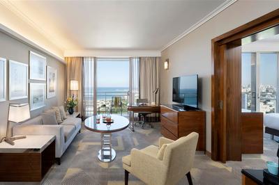 Plaza Executive Sea View Suite