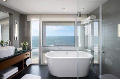 Grand Room with Sea View