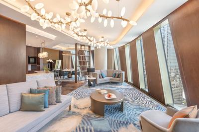 Mandarin Signature Suite
