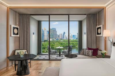 Deluxe Room, Balcony, Lumpini Park View