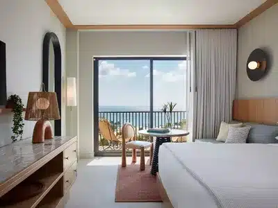 1 King Standard Pool View2