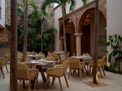 Zola Restaurant