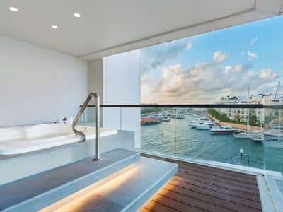 Euphoria Corner Suite Ocean View
