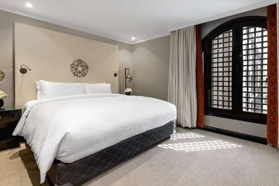 Deluxe Club Room, Partial Haram Plaza View