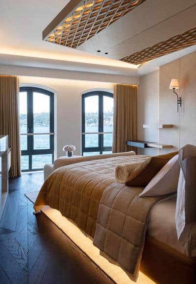 Room Bosphorus